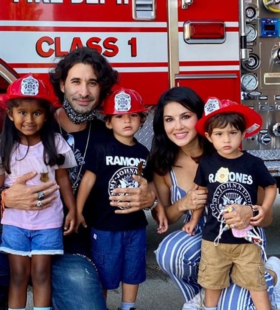 अपने बच्चों को फायर सेफ्टी सेशन दिला रहीं सनी लियोनी, देखें क्यूट फोटोज