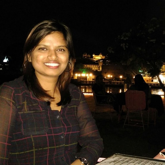 IAS का सपना लेकर पहले छोड़ा घर, फिर लाखों की नौकरी, अब बनी UPSC टॉपर