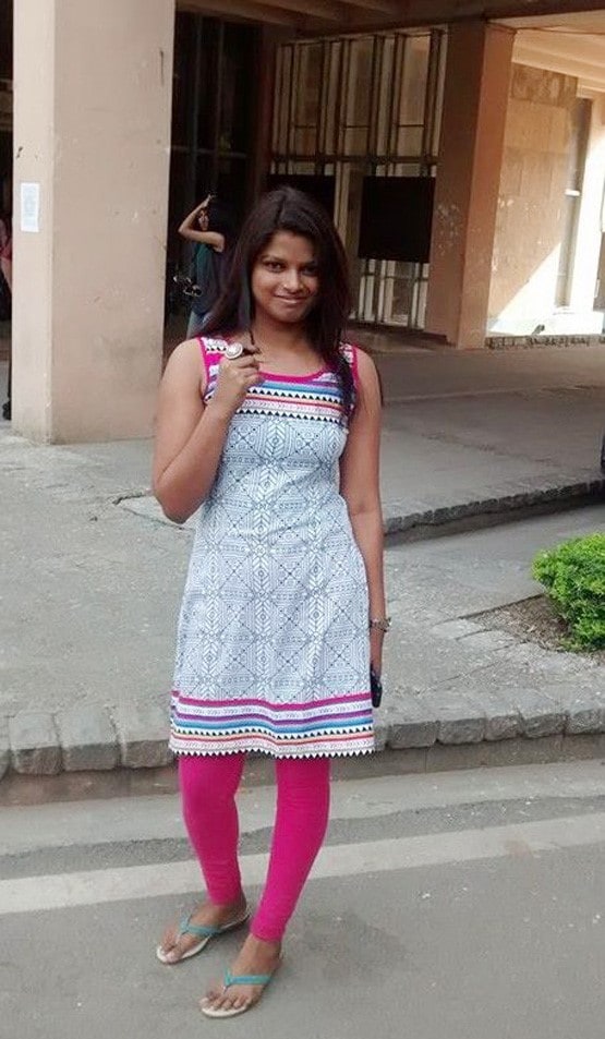 IAS का सपना लेकर पहले छोड़ा घर, फिर लाखों की नौकरी, अब बनी UPSC टॉपर