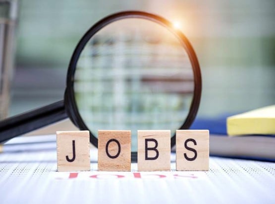कोरोना संकट में इन विभागों में निकली नौकरियां, 60,000 से ज्यादा सैलरी