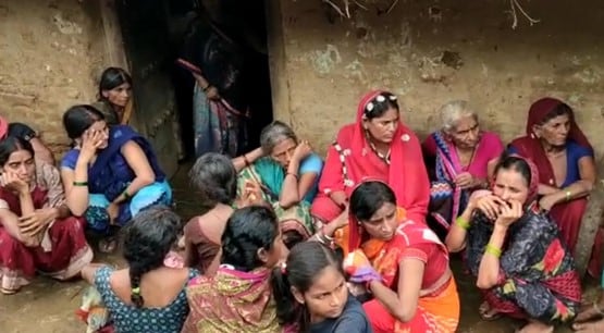 पत्नी को कुल्हाड़ी से काटा, जहर की गोलियां खाकर कुएं में कूदा