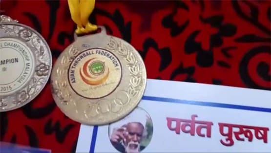 देश को दिलाया गोल्ड मेडल, अब सब्जी बेचने को मजबूर इंटरनेशनल खिलाड़ी