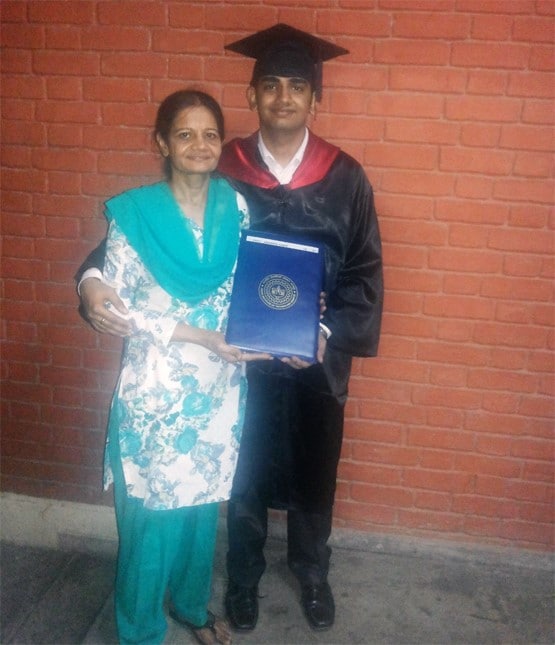 IIT-K से इंजी‍नियरिंग, रेलवे में अफसर, US से लाखों का ऑफर छोड़ बने IAS