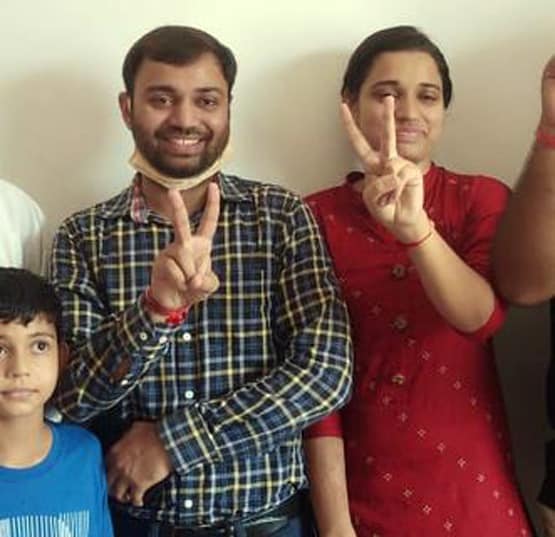 रेवेन्यू अफसर जो चौथी कोशिश में बन गया IAS ऑल इंडिया टॉपर