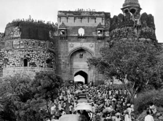 आजादी देने के लिए भी देखा गया था शुभ मुहूर्त? क्यों खफा थे ज्योतिषी