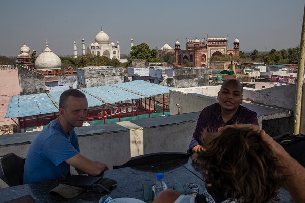 पर्यटन उद्योग पर कोरोना का असर