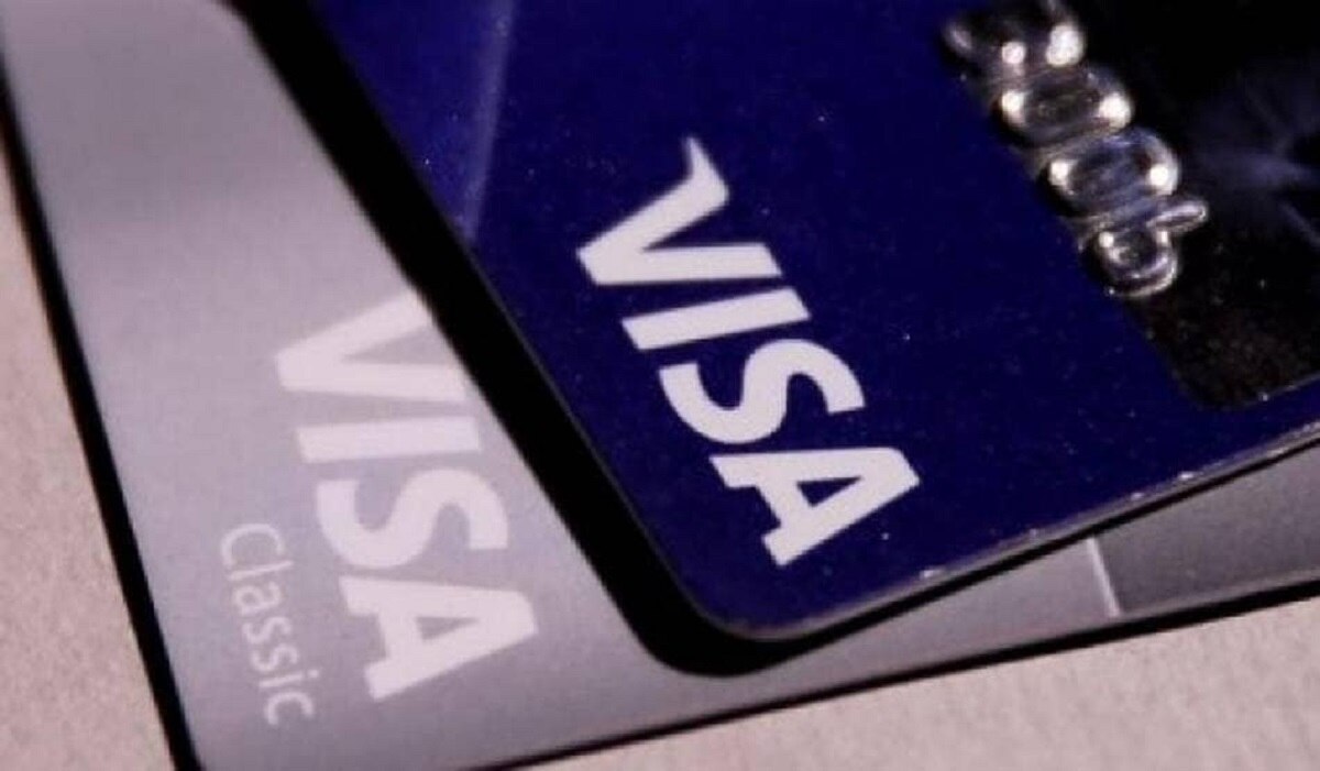 प्रेमिका के पति के नाम बनवा लिया पासपोर्ट