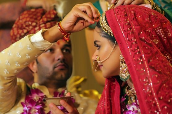 दीया और बाती हम फेम प्राची तेहलान ने लिए सात फेरे, सामने आईं Photos