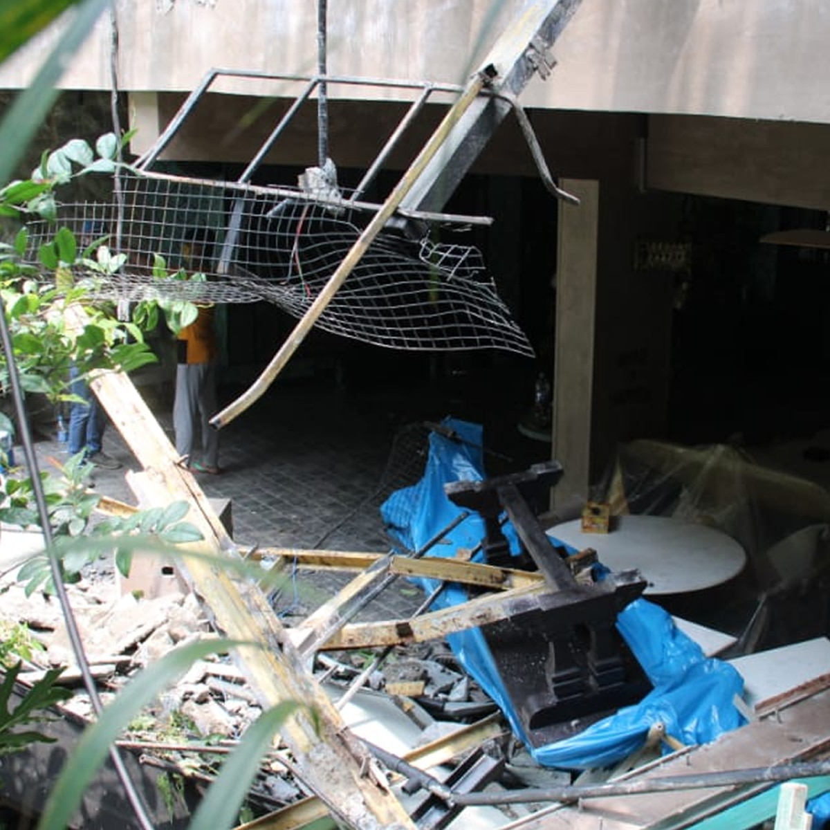 कंगना के दफ्तर पर हुई तोड़फोड़