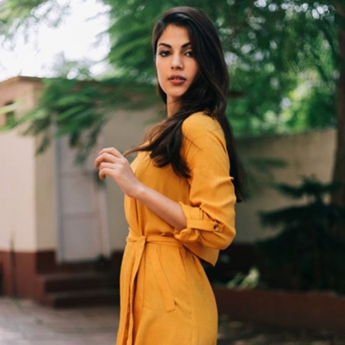 रिया चक्रवर्ती