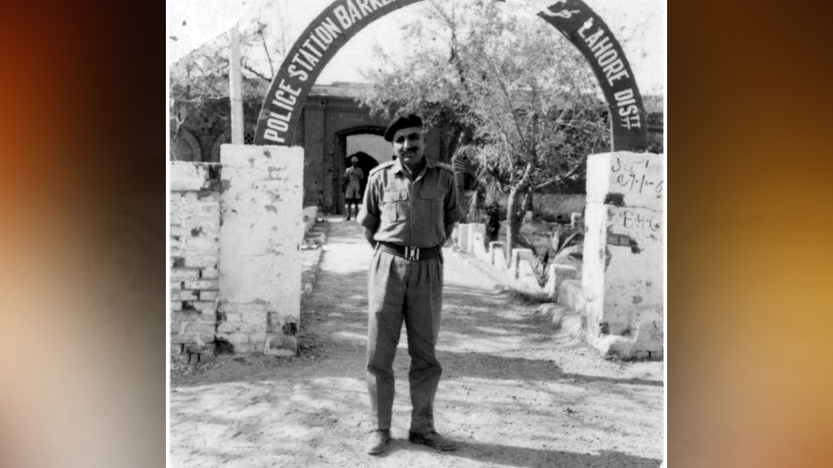 लाहौर में भारतीय सेना.