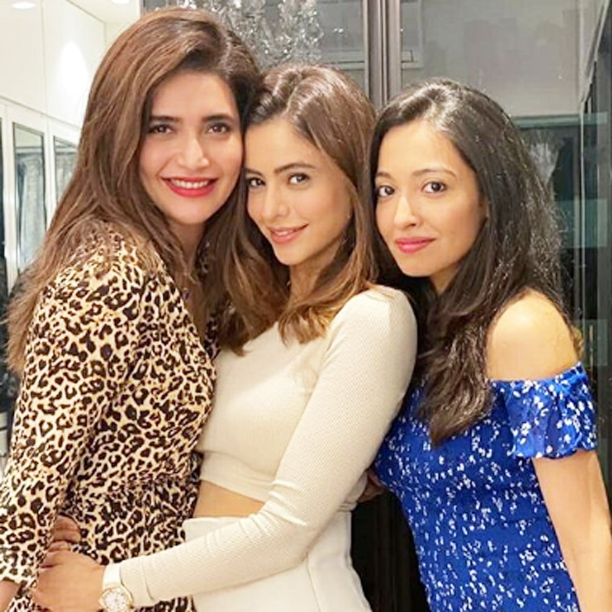 आमना शरीफ