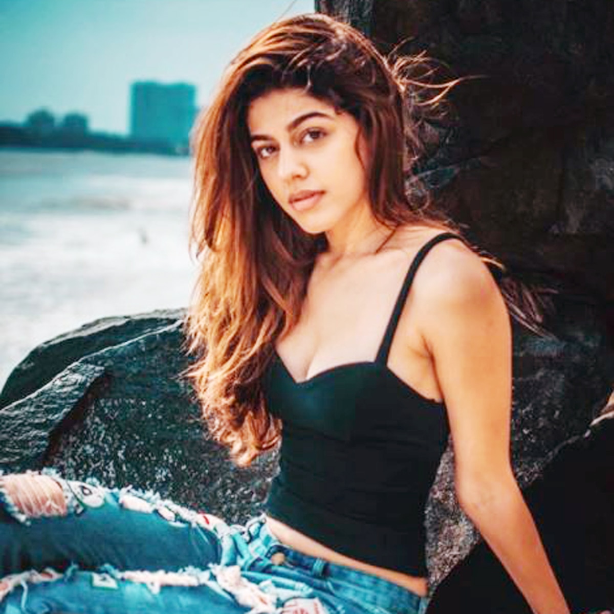 अलाया फर्नीचरवाला