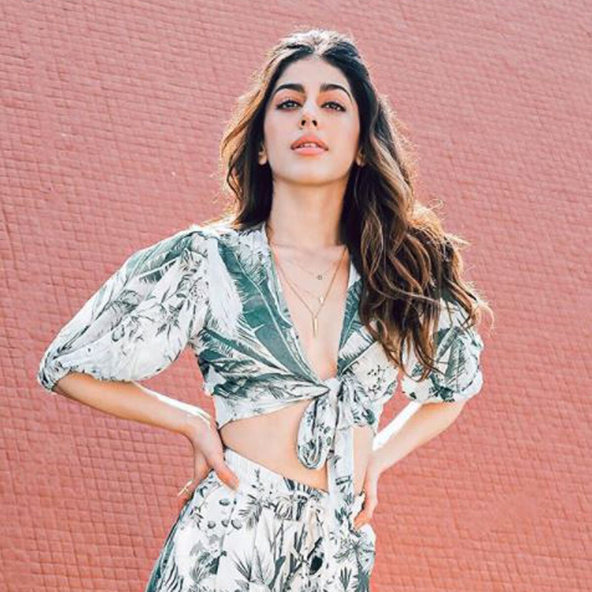 अलाया फर्नीचरवाला