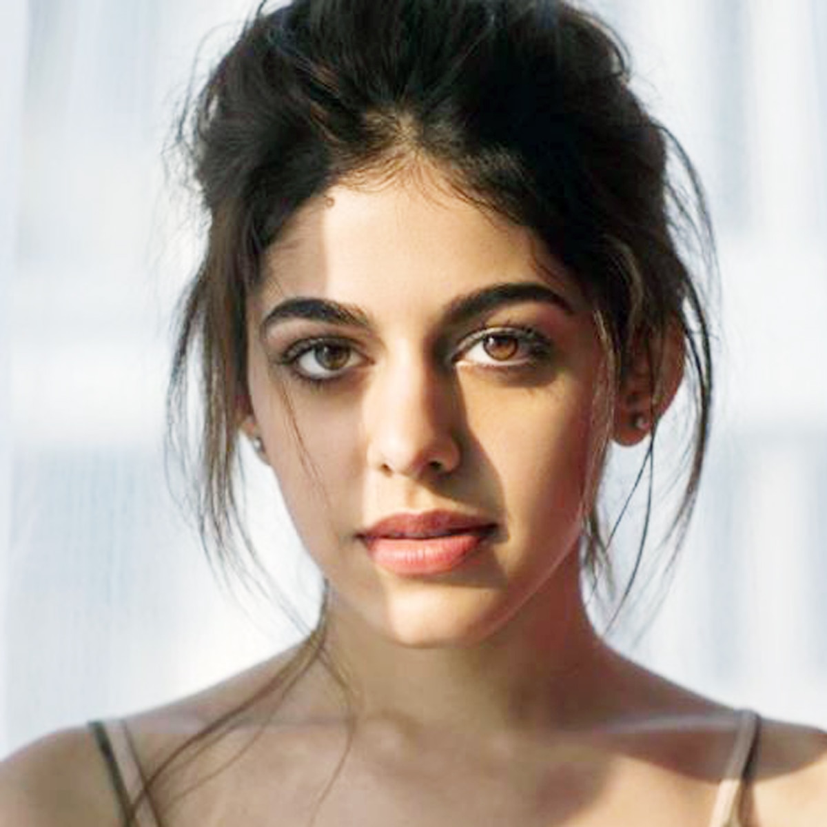 अलाया फर्नीचरवाला