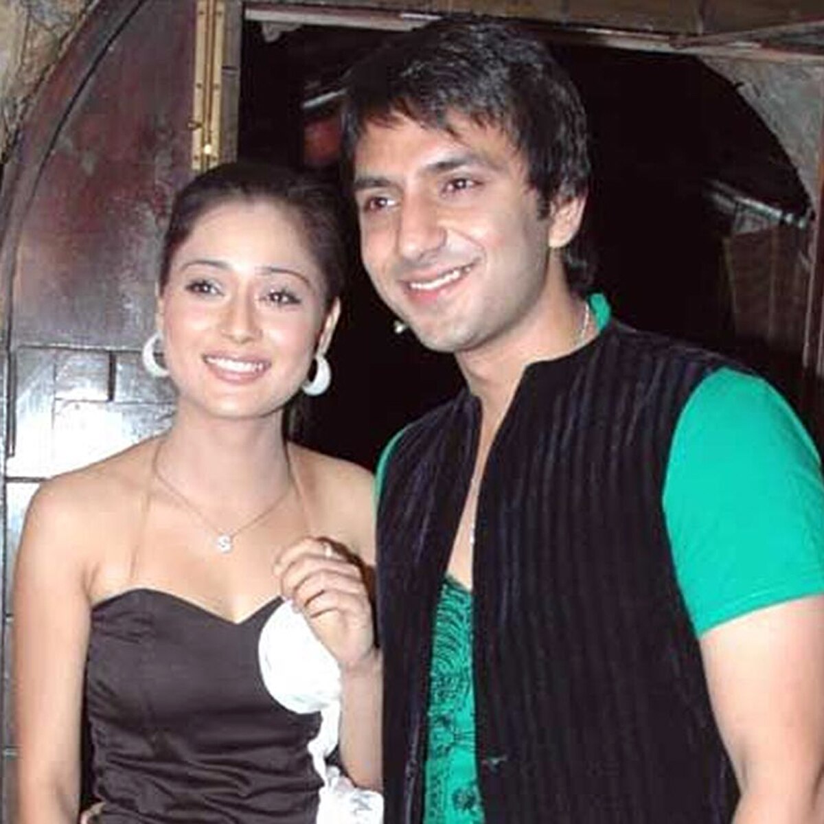 सारा खान और अली मर्चेंट