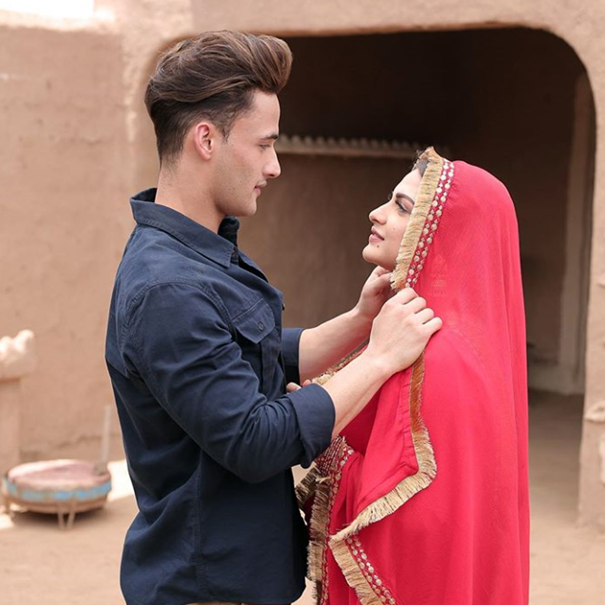 आसिम रियाज और हिमांशी खुराना