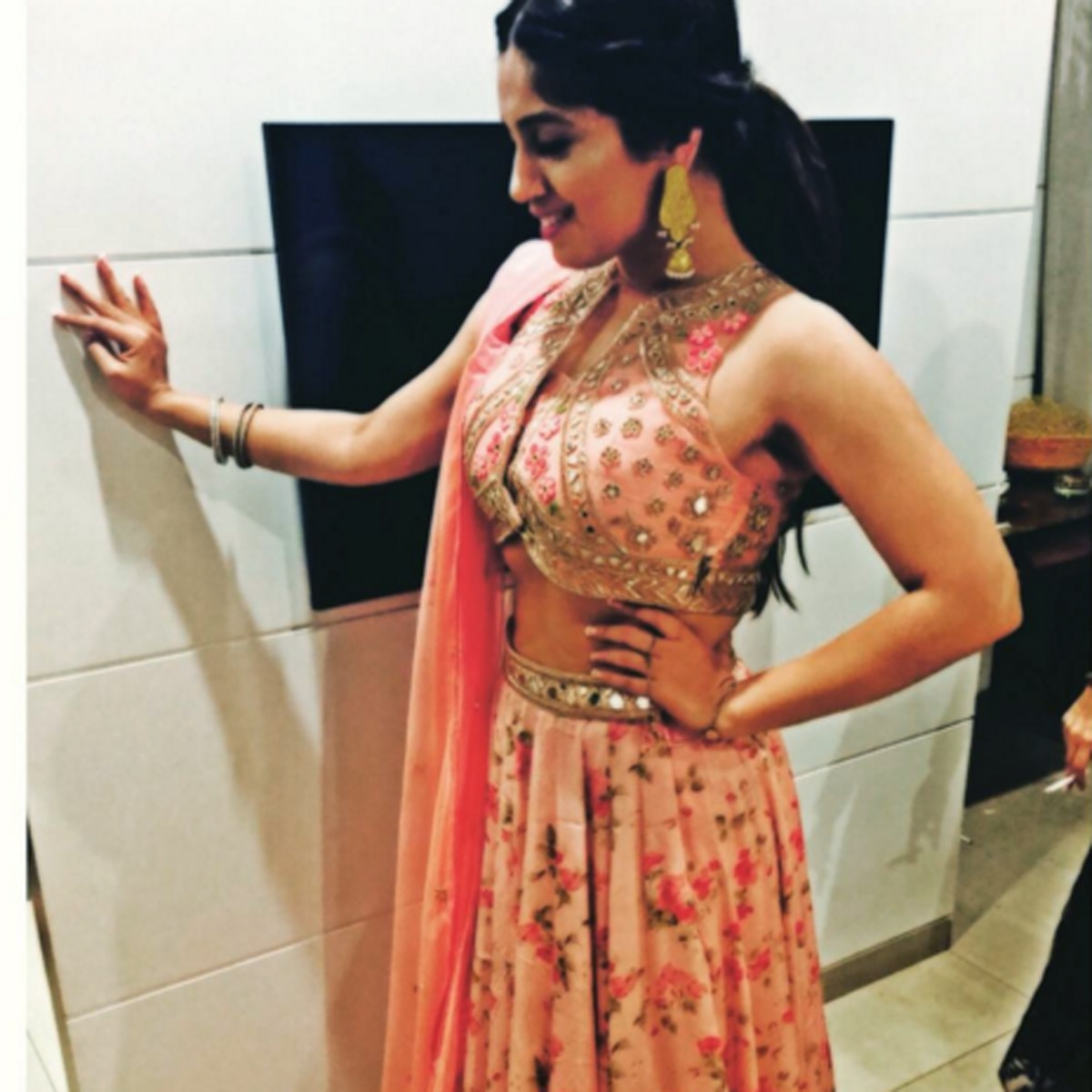 भूमि पेडनेकर