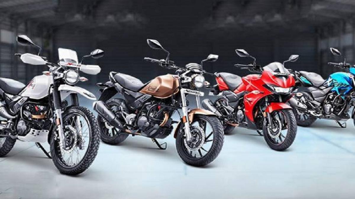 3 कंपनियों के शोरूम्स में सुविधा