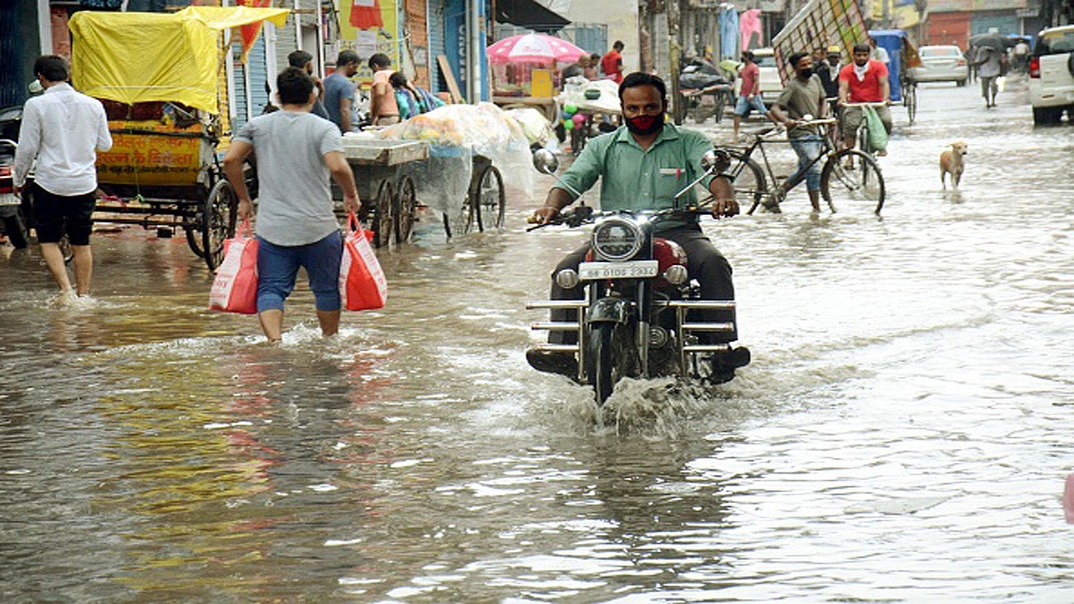  2000 Polling Booths flooded in Bihar
