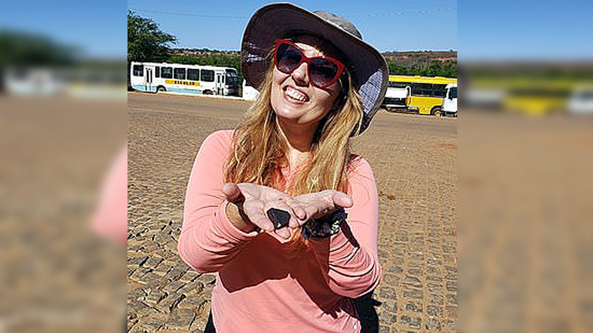 Brazil Meteorite Shower 19 lakh rupees each