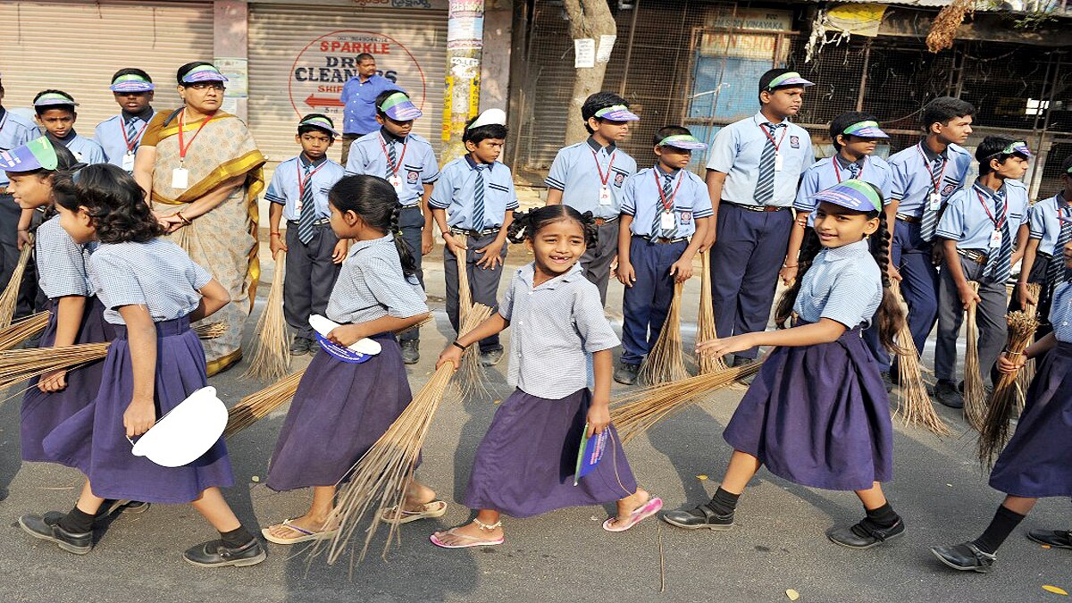  Broom can spread corona virus AIIMS doctor Warn