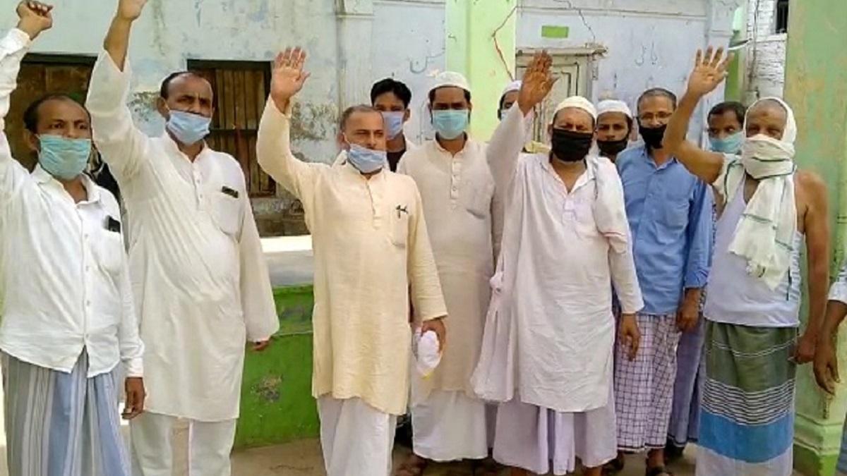 वाराणसी के बुनकरों की हड़ताल