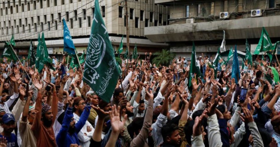 12 कार्टूनिस्ट की हुई थी मौत