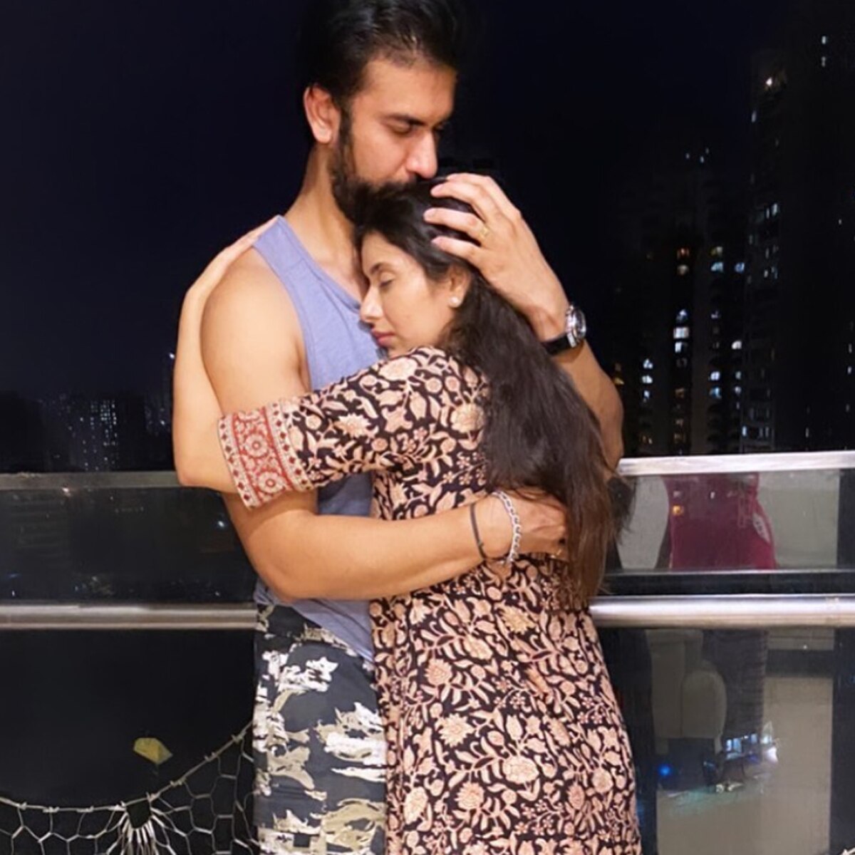  राजीव सेन और चारु असोपा