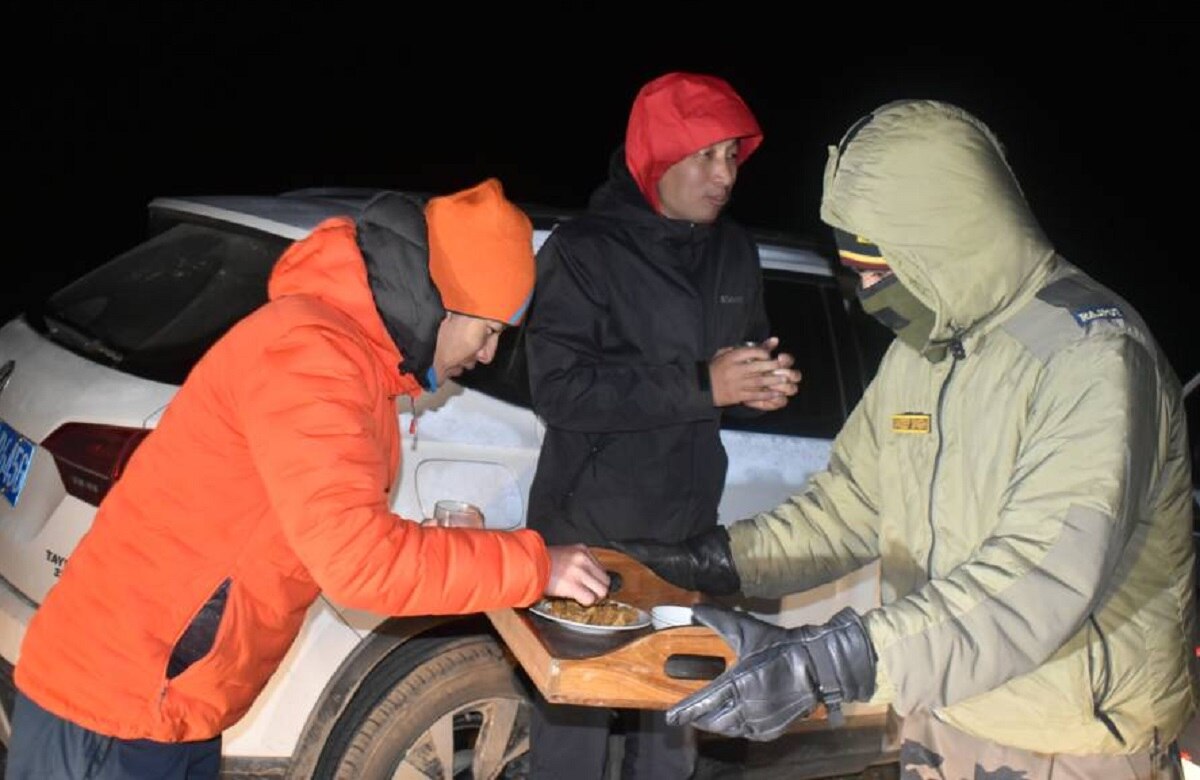 इंडियन आर्मी ने चीनी नागरिकों की जान बचाई