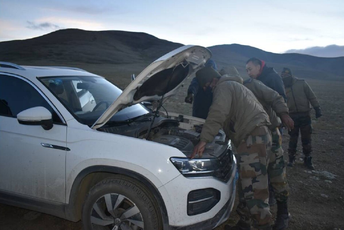 इंडियन आर्मी ने चीनी नागरिकों की जान बचाई