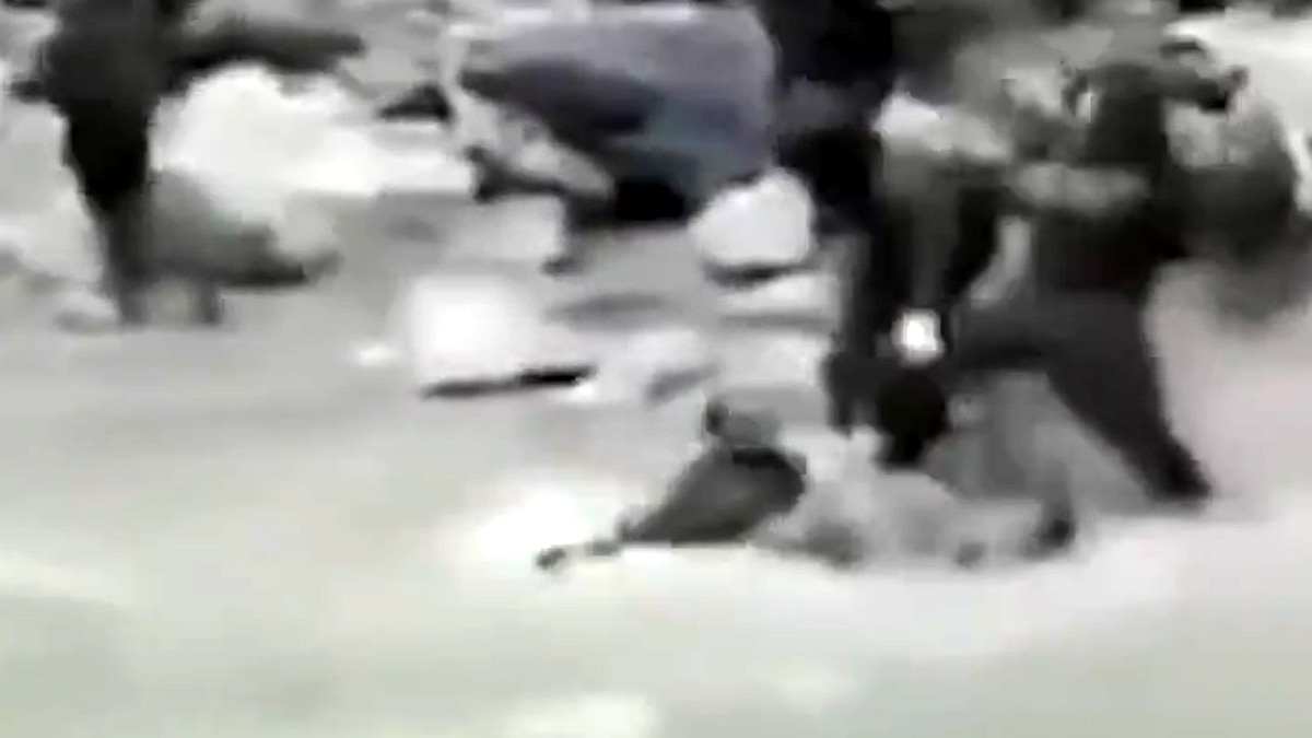 News Video of Chinese Troops Fighting with Indian Soldiers