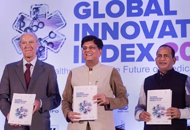 टॉप में स्विट्जरलैंड