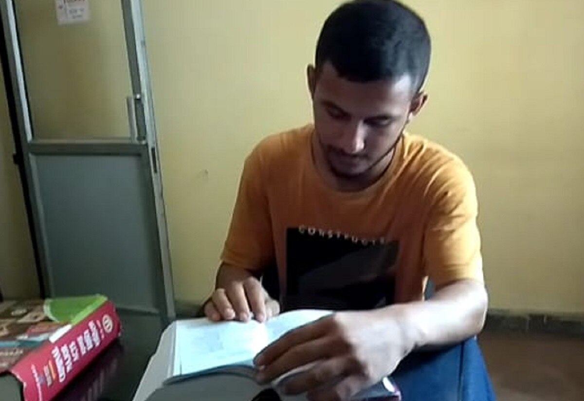 अपराध की दुनिया छोड़ अब बनेगा कानून का रक्षक