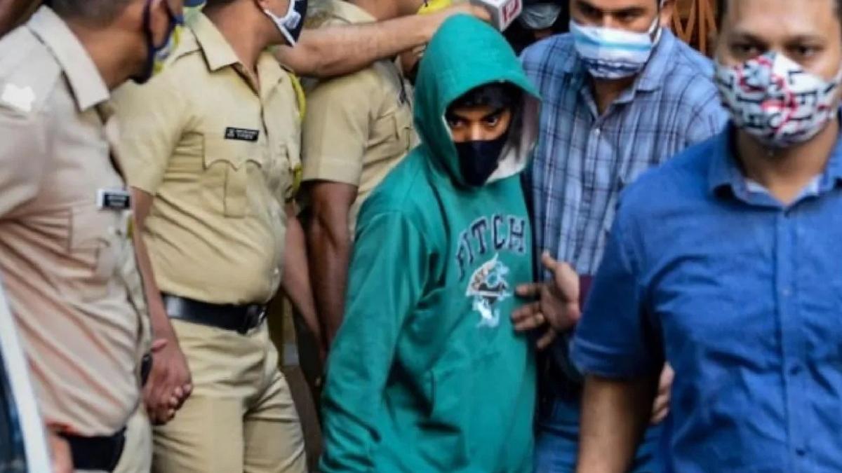 सुशांत केस से जुड़े 7 ड्रग्स पेडलर्स हुए गिरफ्तार