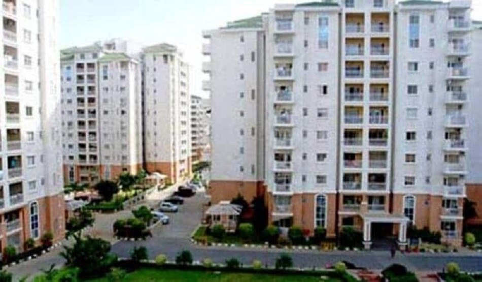 लोन लेना हुआ आसान