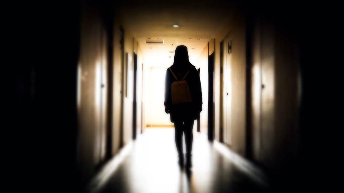 रेप के बाद ब्लैकमेल