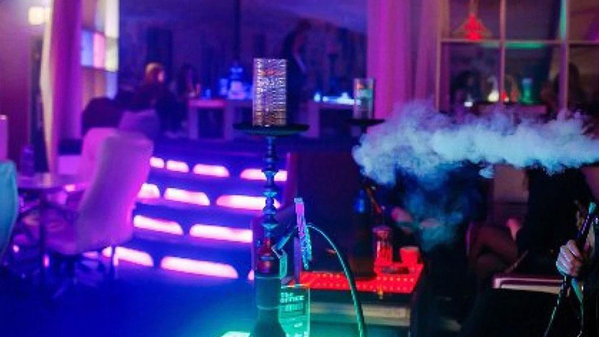 हुक्का बार पर पुलिस ने मारा छापा (फाइल फोटो)