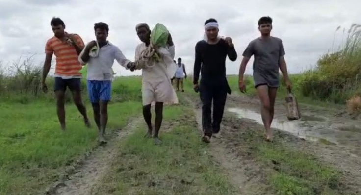 यूपी: नदी के टापू पर चल रही थी अवैध शस्त्र की फैक्ट्री, पुलिस ने किया भंडाफोड़.