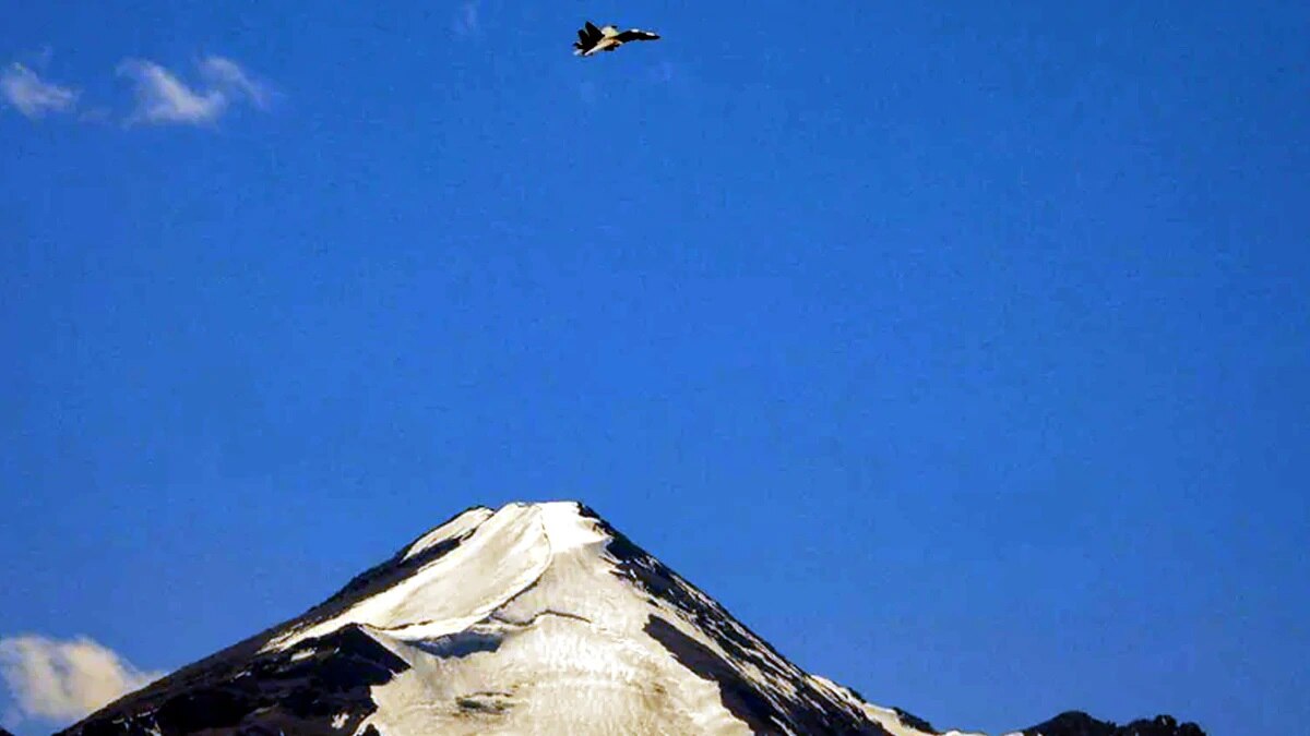 भारतीय सेना ने चीनी सीमा पर लहराया परचम