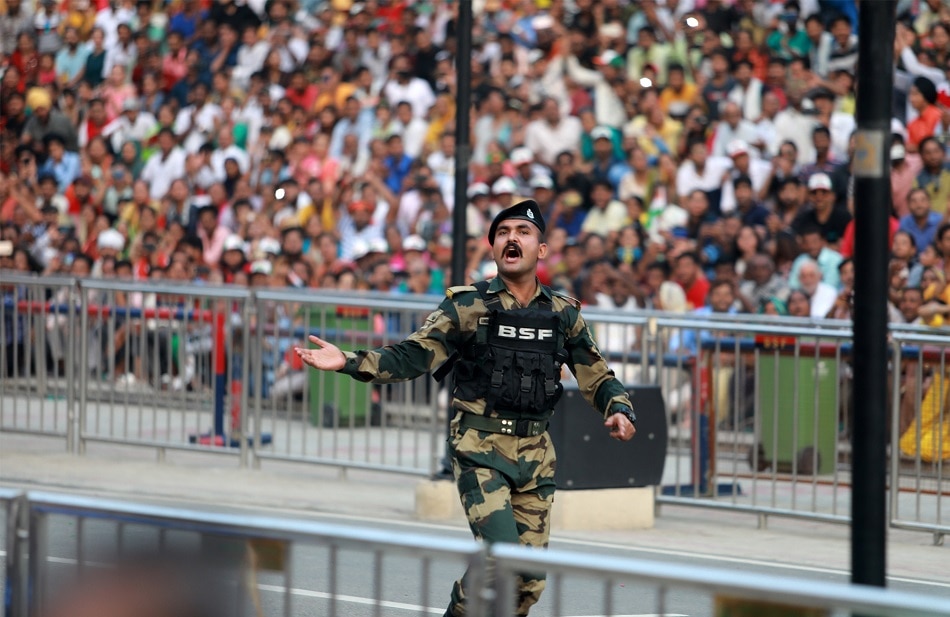 एक स्वर में वंदे मातरम का नारा