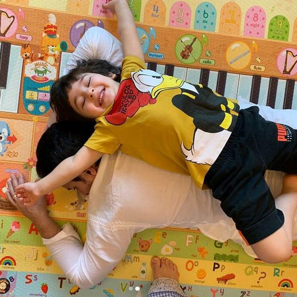 सैफ अली खान संग तैमूर