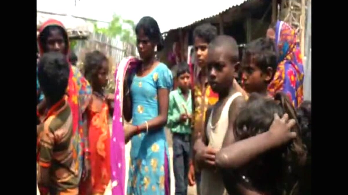 ओझा ने 5 महिलाओं को बताया डायन, गांव की पंचायत में पिलाया मल-मूत्र