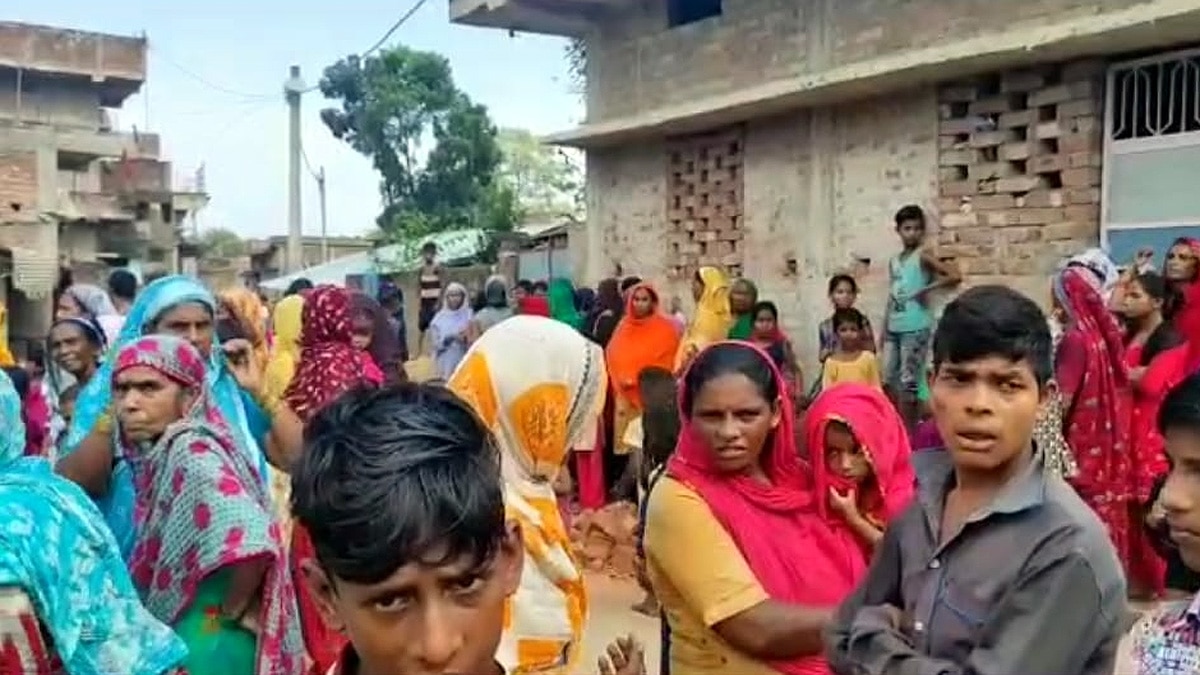 Khagaria girls drown in road side pit Bihar Election