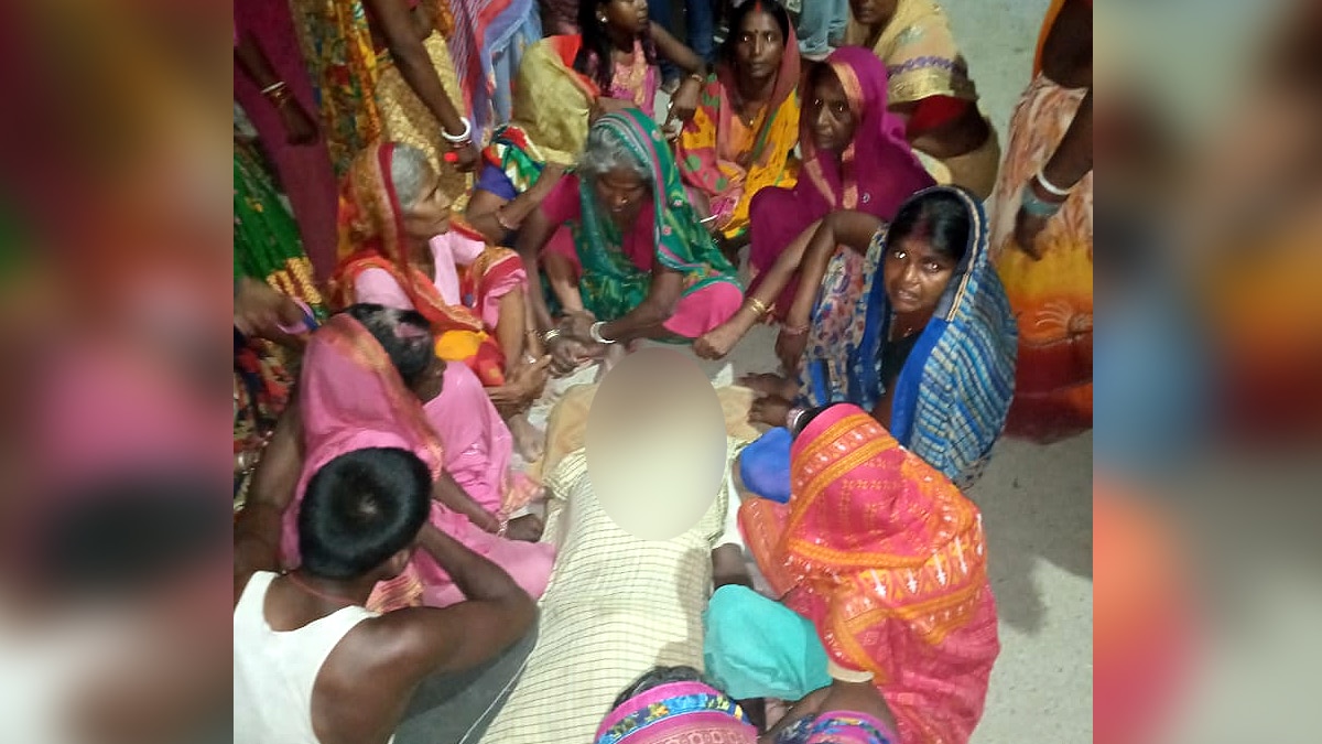 Khagaria Married woman kidnapped old man killed 