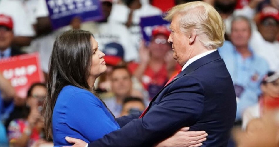 सारा सैंडर्स ने किताब में किया खुलासा