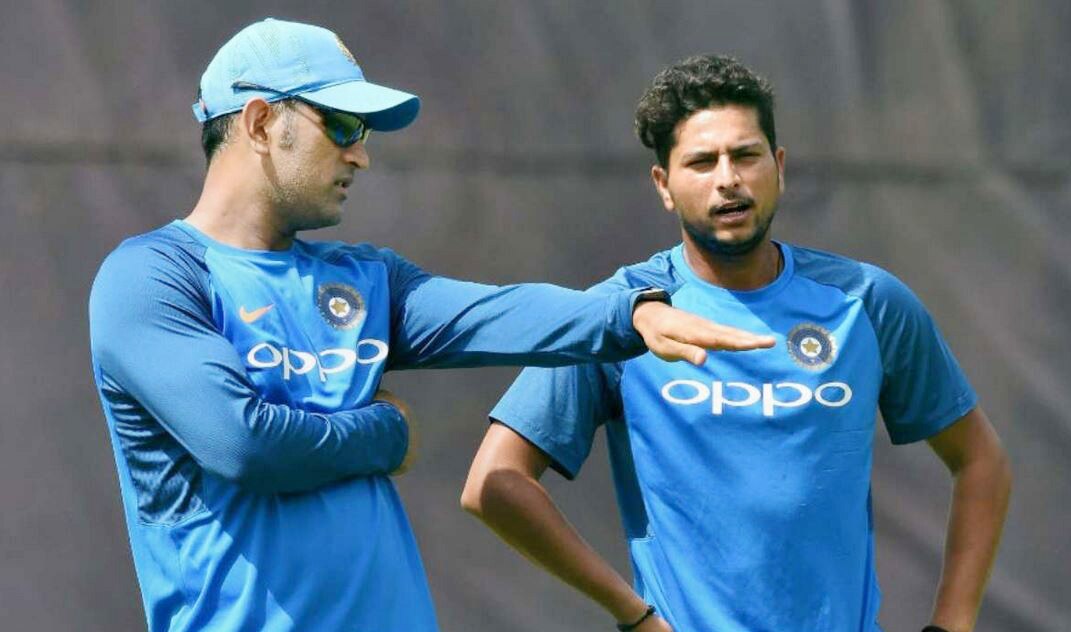 MS Dhoni and Kuldeep Yadav