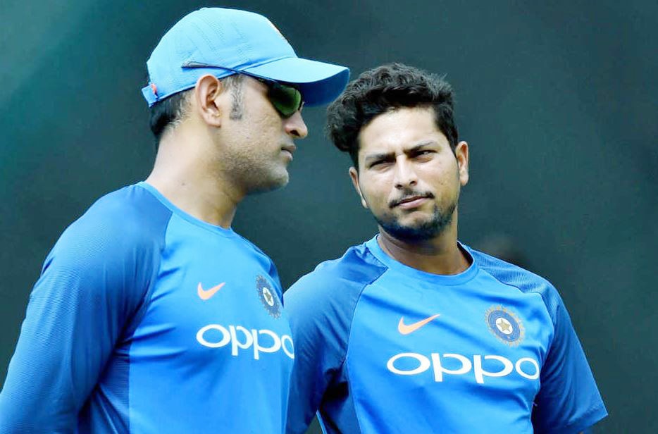 MS Dhoni and Kuldeep Yadav