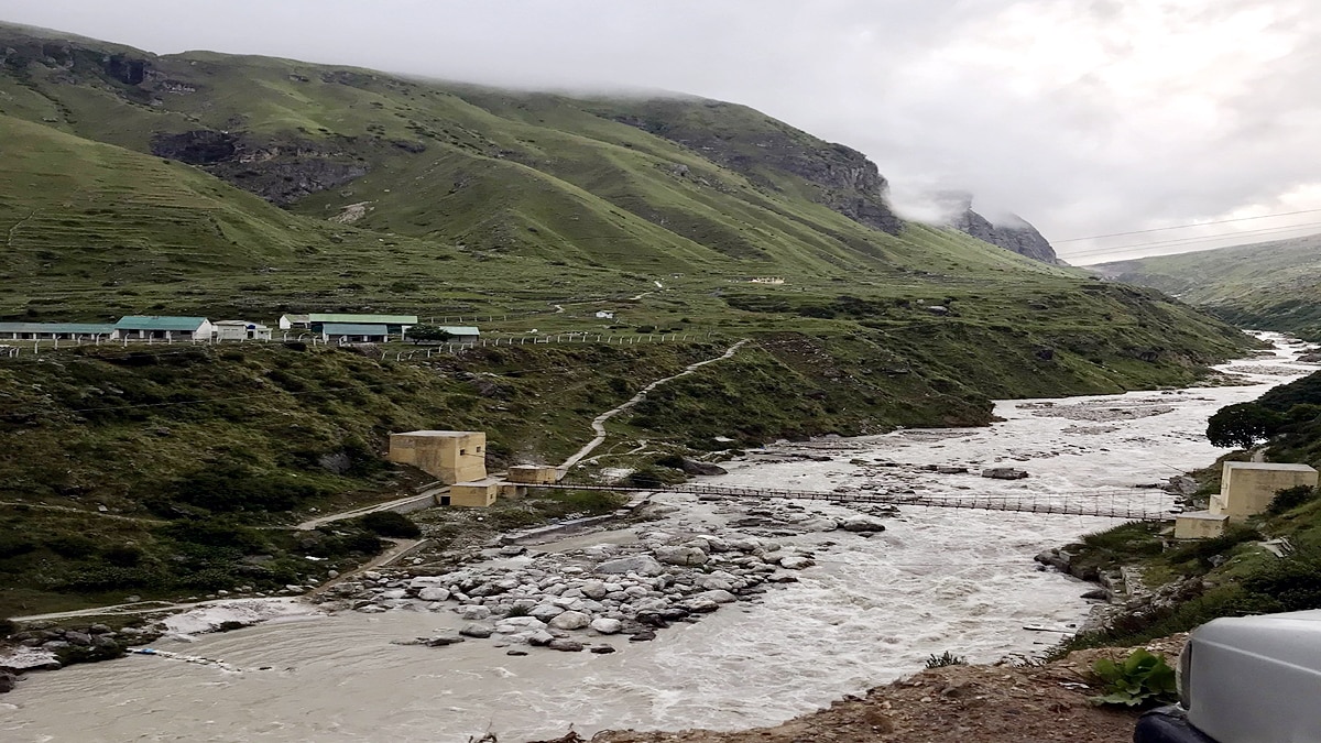 India Made Highest Motorable Road Mana Pass 