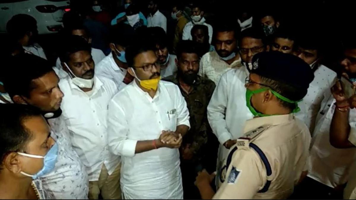 कोविड केयर अस्पताल में महिला की मौत